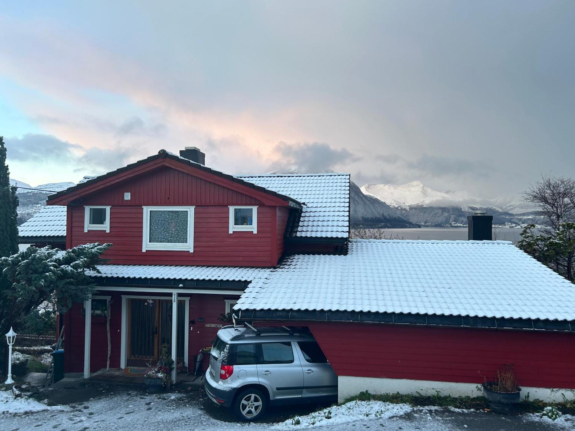 Line Pa Hauane1 Bed and Breakfast Volda Buitenkant foto