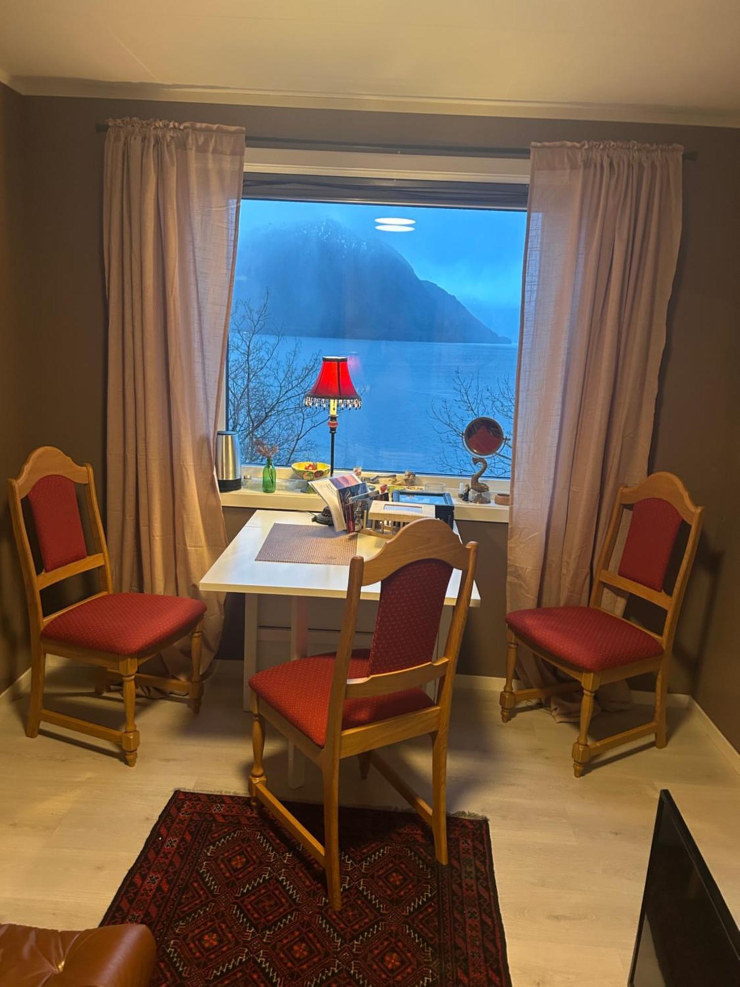 Line Pa Hauane1 Bed and Breakfast Volda Buitenkant foto